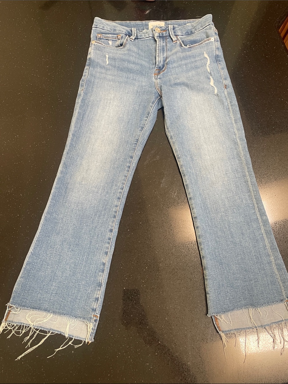 Frame Denim Light Blue Cropped Raw-Hem Jeans - Picture 1 of 11